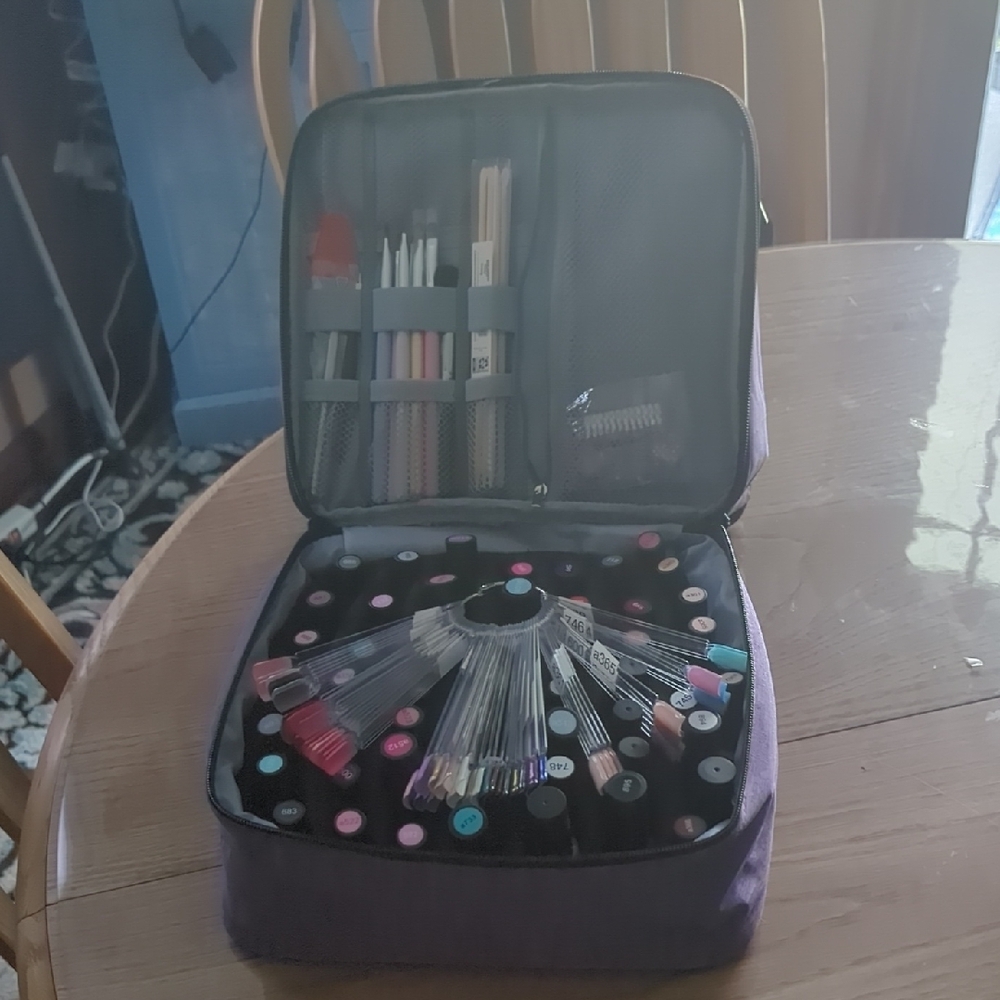 Beetles Gel Nail Kit with UV Lamp